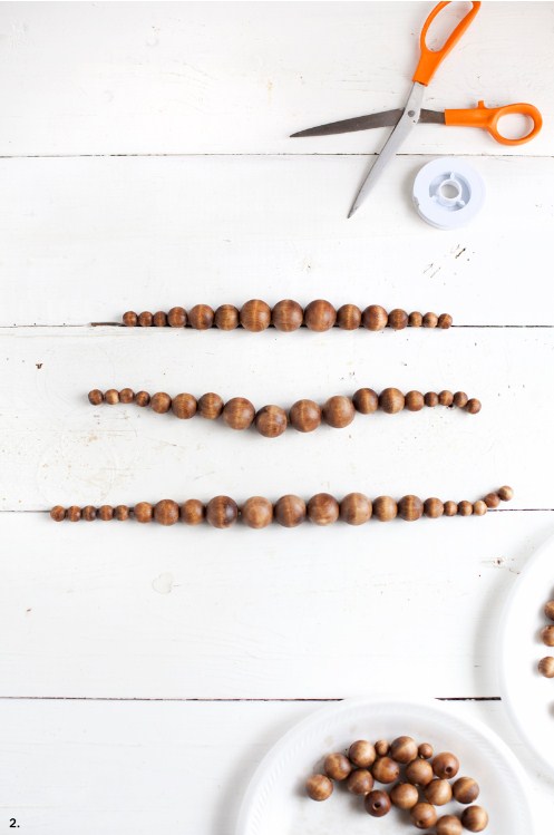 Сделать это колье из массивного деревянного бисера